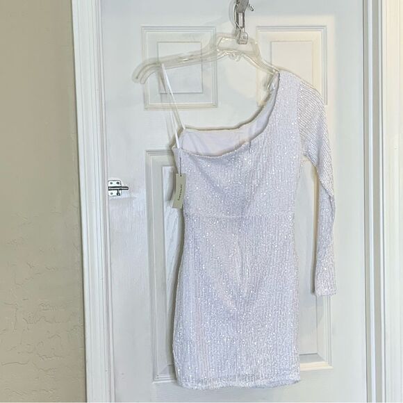 Francesca's Samantha One Shoulder Mini Dress White Size Medium - Picture 6 of 14